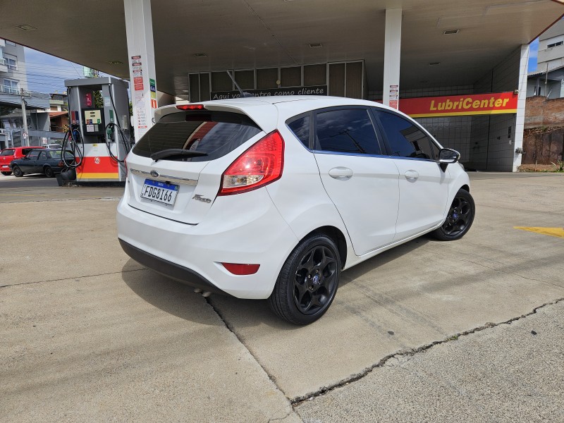 FIESTA 1.6 SE HATCH 16V FLEX 4P MANUAL - 2012 - CAXIAS DO SUL