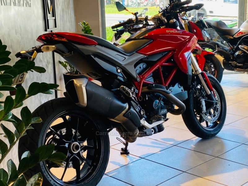 HYPERMOTARD 821  - 2016 - CAXIAS DO SUL