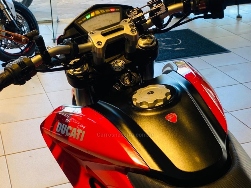 HYPERMOTARD 821  - 2016 - CAXIAS DO SUL