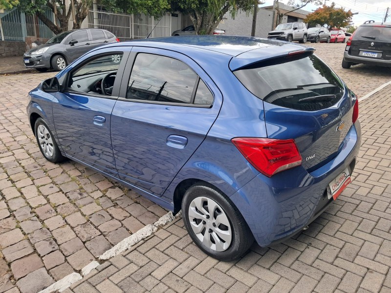 ONIX 1.0 MPFI LT 8V FLEX 4P MANUAL - 2019 - CAXIAS DO SUL