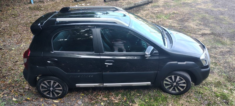 ETIOS CROSS 1.5 16V FLEX 4P MANUAL - 2015 - CAXIAS DO SUL