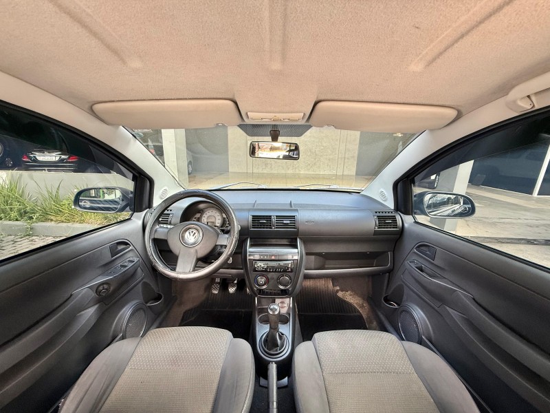 FOX 1.0 MI 8V FLEX 4P MANUAL - 2009 - CAXIAS DO SUL