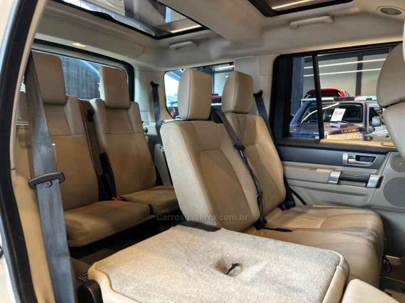 DISCOVERY 3.0 SE SDV6 4X4 TURBO DIESEL INTERCOOLER 4P AUTOMÁTICO - 2016 - CAXIAS DO SUL