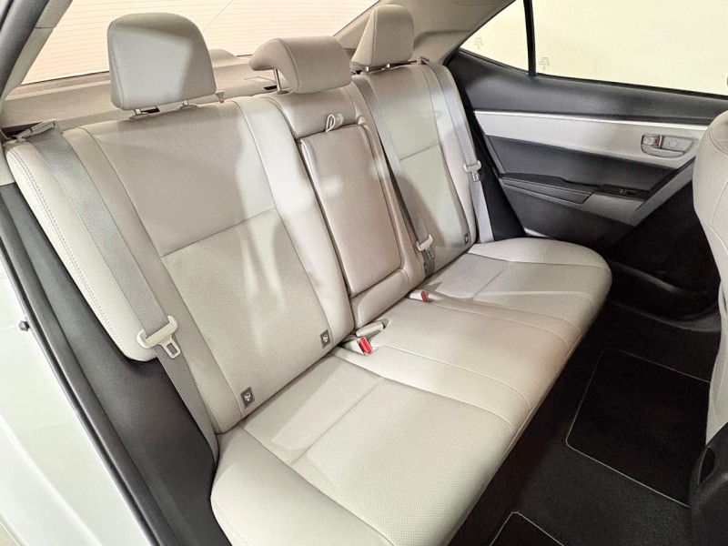 COROLLA 2.0 XEI 16V FLEX 4P AUTOMÁTICO - 2018 - FARROUPILHA