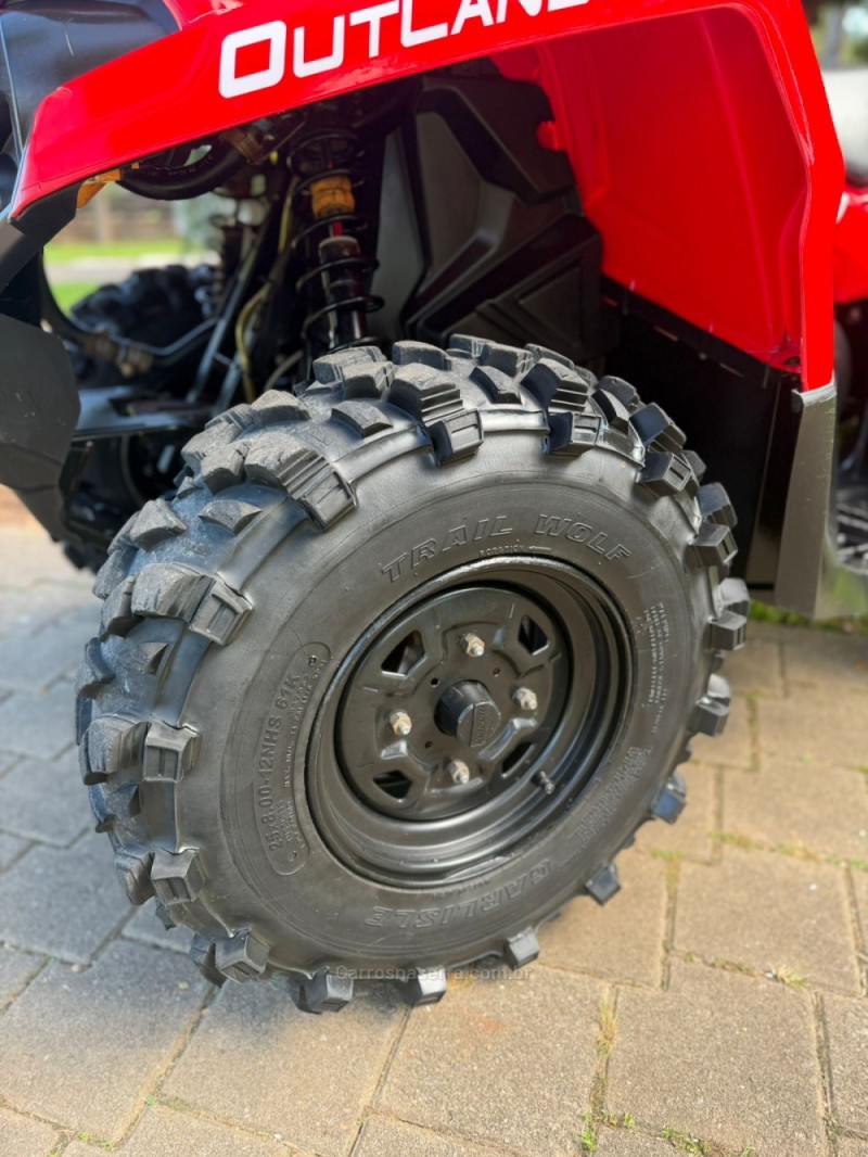 OUTLANDER 570 - 2017 - BROCHIER