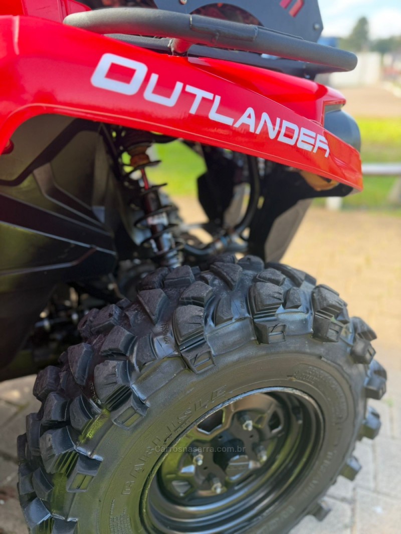 OUTLANDER 570 - 2017 - BROCHIER