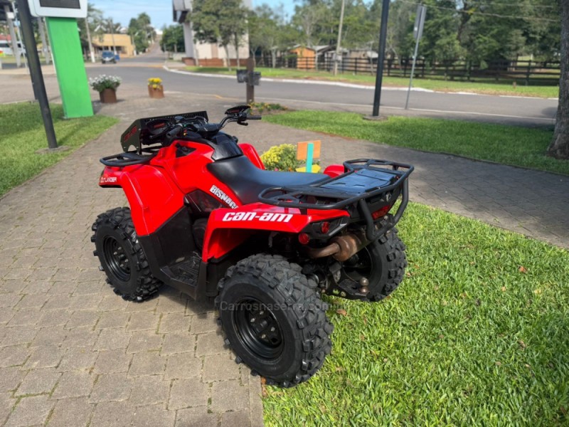 OUTLANDER 570 - 2017 - BROCHIER