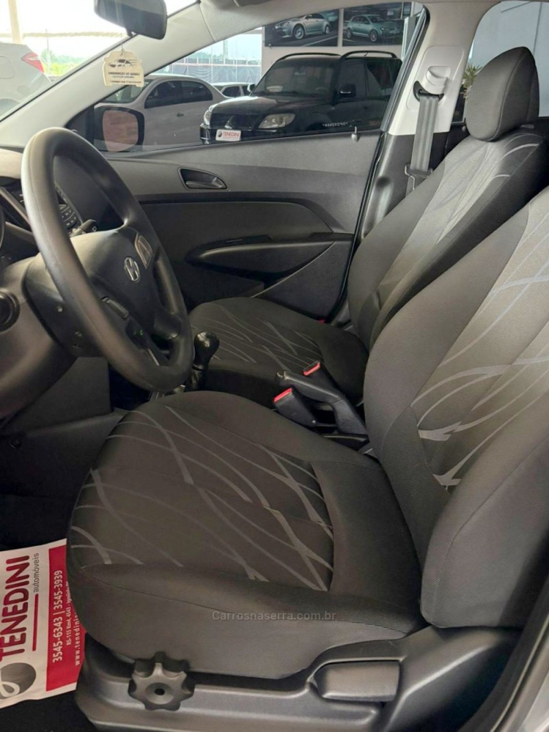 HB20 1.0 COMFORT 12V FLEX 4P MANUAL - 2013 - IGREJINHA