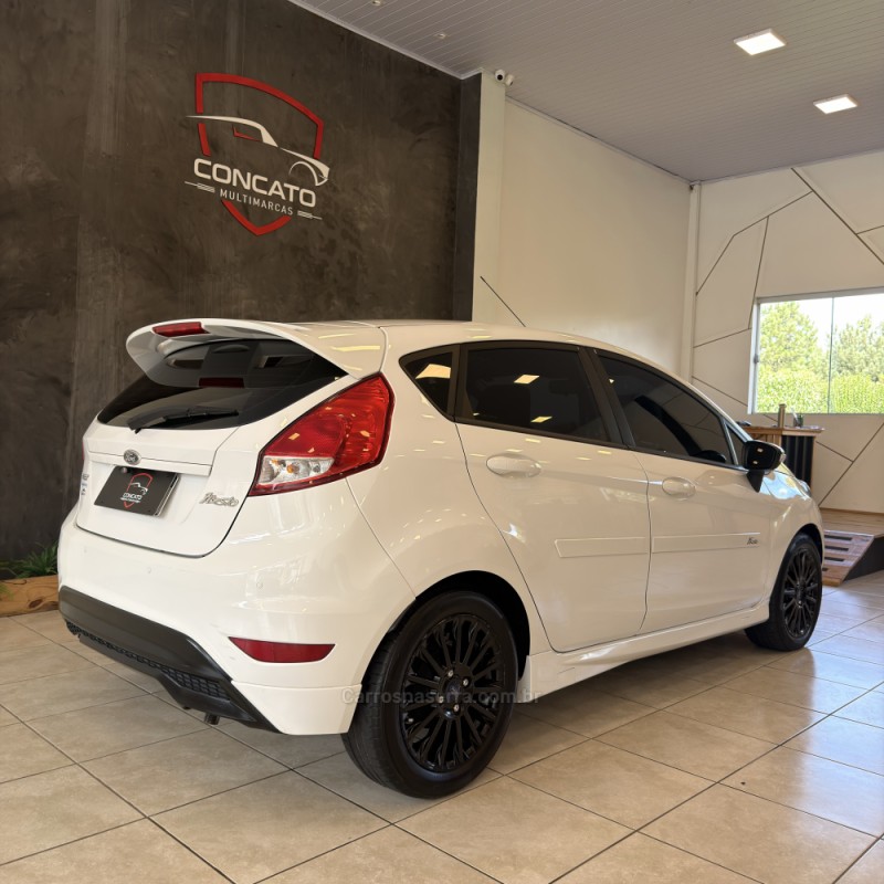 FIESTA 1.6 SPORT HATCH 16V FLEX 4P MANUAL - 2016 - FARROUPILHA