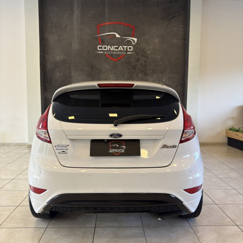 FIESTA 1.6 SPORT HATCH 16V FLEX 4P MANUAL - 2016 - FARROUPILHA