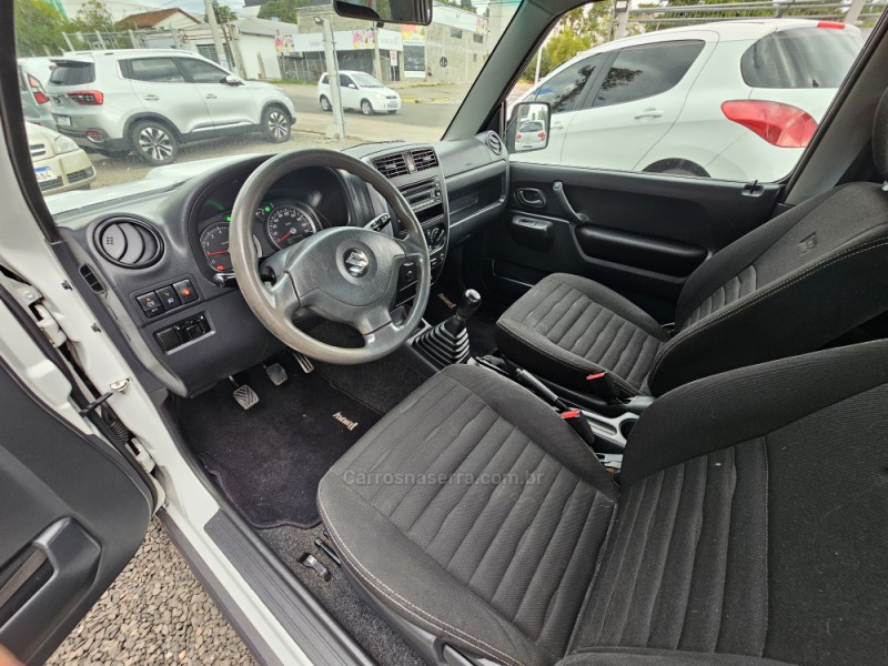 JIMNY 1.3 4ALL 4X4 16V GASOLINA 2P MANUAL - 2015 - CAMPO BOM