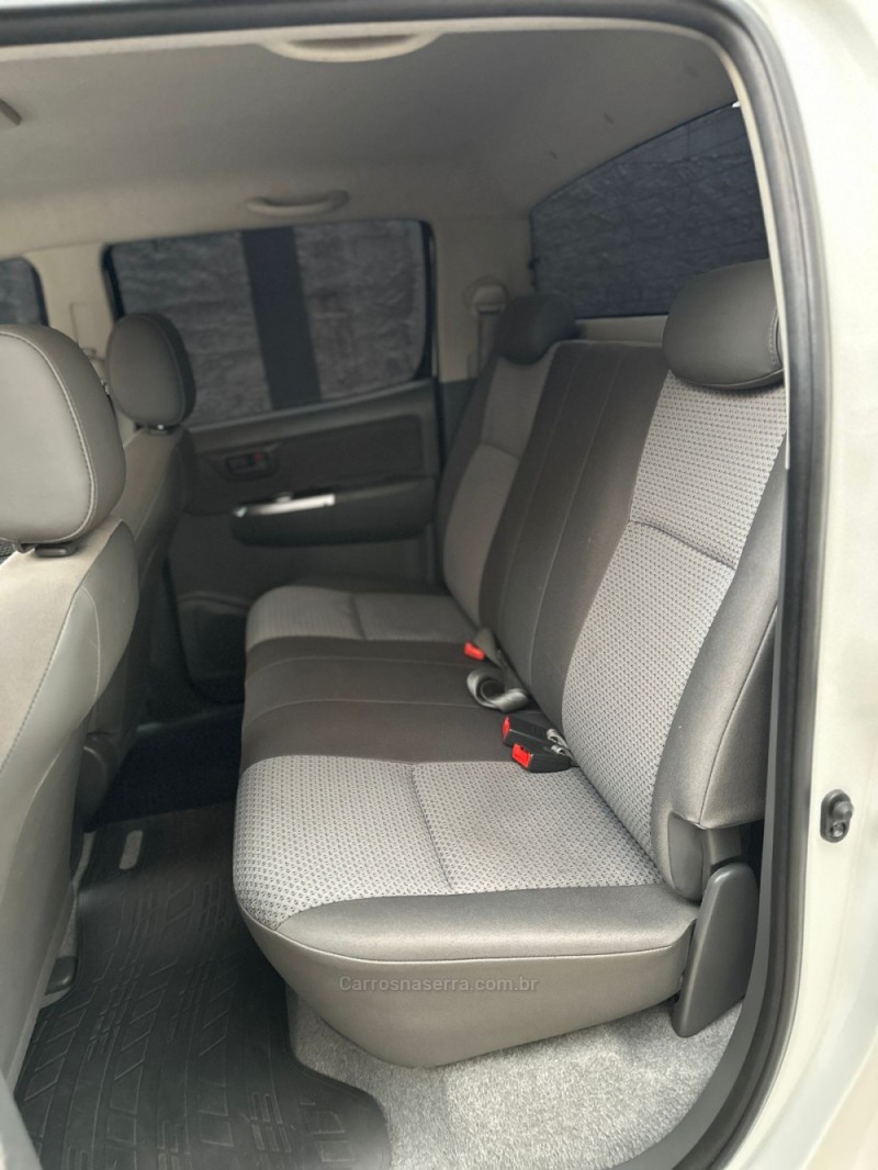 HILUX 3.0 SR 4X4 CD 16V TURBO INTERCOOLER DIESEL 4P AUTOMÁTICO - 2015 - PASSO FUNDO