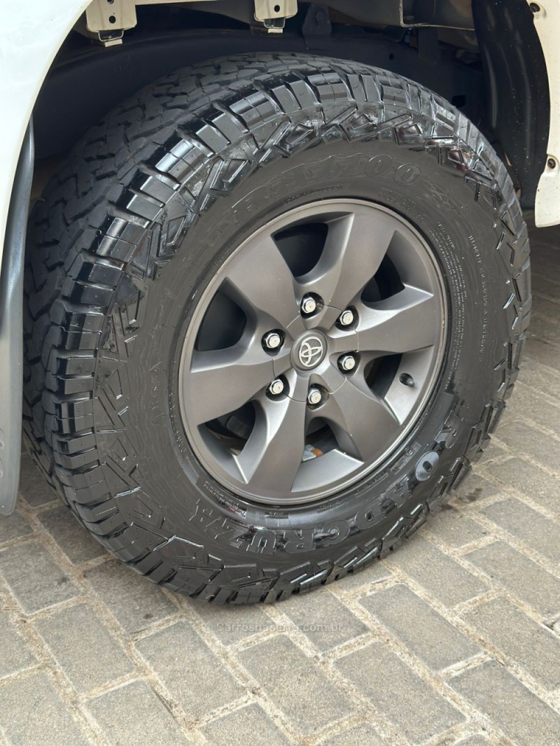 HILUX 3.0 SR 4X4 CD 16V TURBO INTERCOOLER DIESEL 4P AUTOMÁTICO - 2015 - PASSO FUNDO