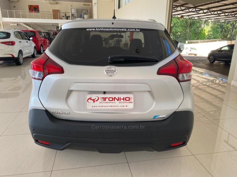 KICKS 1.6 16V FLEX S XTRONIC 4P AUTOMÁTICO - 2018 - LAJEADO