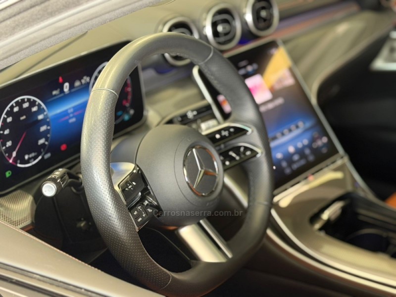 C 300 2.0 EQ BOOST AMG LINE HÍBRIDO 4P AUTOMÁTICO - 2024 - NOVO HAMBURGO