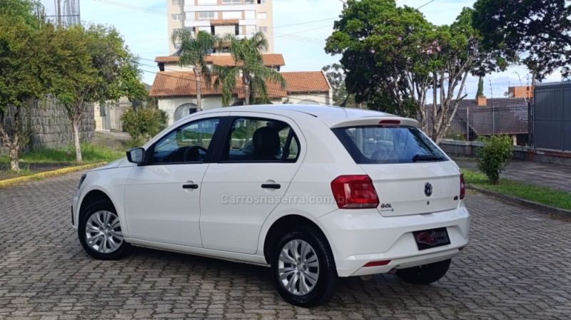 GOL 1.0 MI TRENDLINE 8V FLEX 4P MANUAL - 2017 - CAXIAS DO SUL