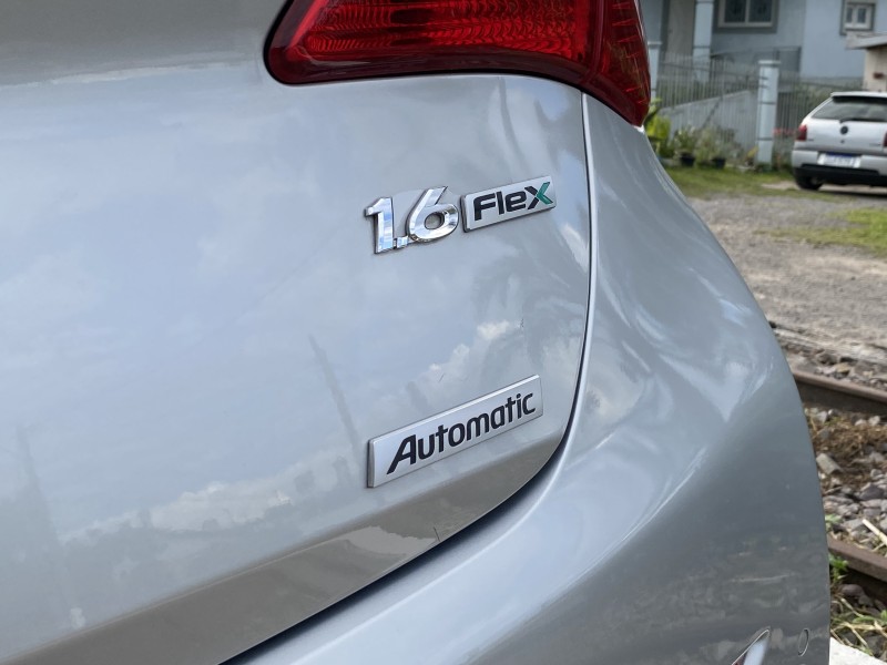 HB20 1.6 PREMIUM 16V FLEX 4P AUTOMÁTICO - 2014 - CARLOS BARBOSA
