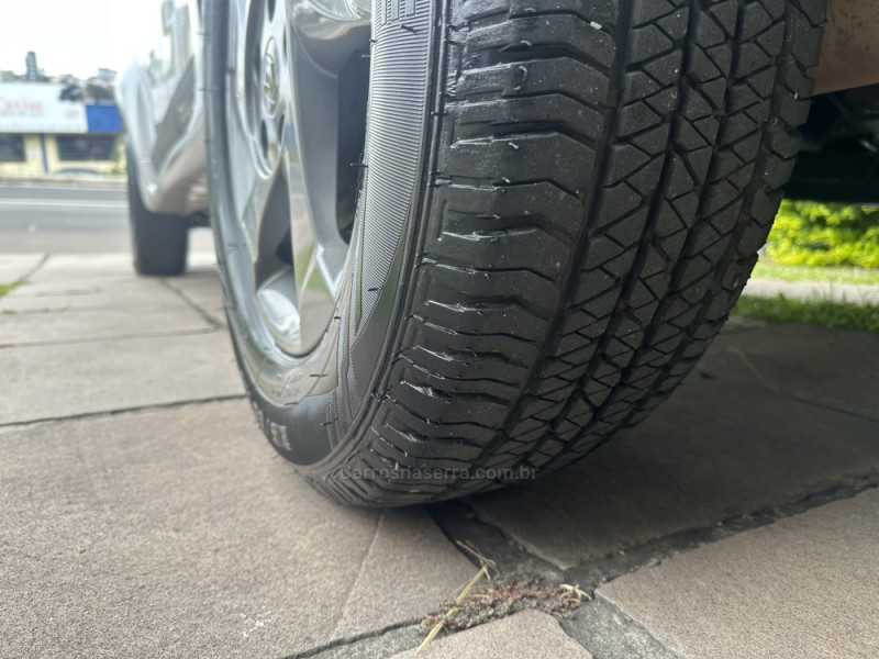 DUSTER 1.6 DYNAMIQUE 4X2 16V FLEX 4P MANUAL - 2014 - CAXIAS DO SUL