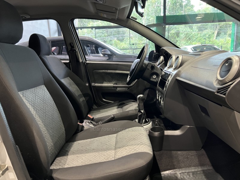 FIESTA 1.6 MPI CLASS HATCH 8V FLEX 4P MANUAL - 2013 - CAXIAS DO SUL