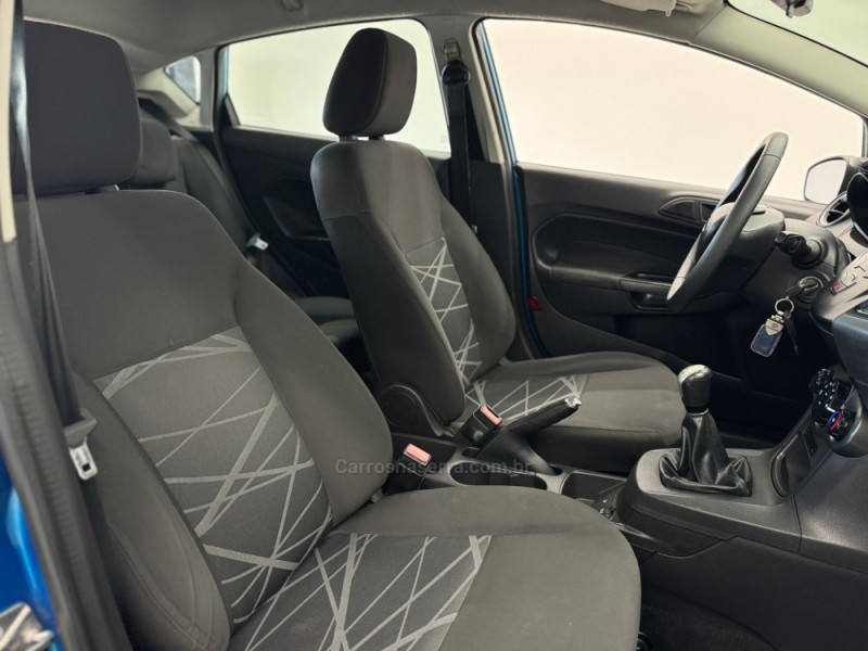 FIESTA 1.5 S HATCH 16V FLEX 4P MANUAL - 2015 - CARLOS BARBOSA