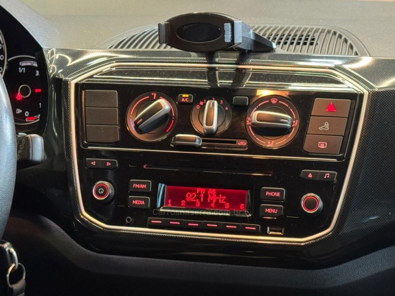 UP 1.0 TSI PEPPER UP 12V FLEX 4P MANUAL - 2018 - DOIS IRMãOS