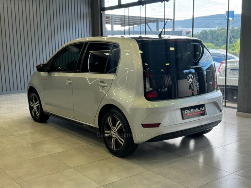 UP 1.0 TSI PEPPER UP 12V FLEX 4P MANUAL - 2018 - DOIS IRMãOS