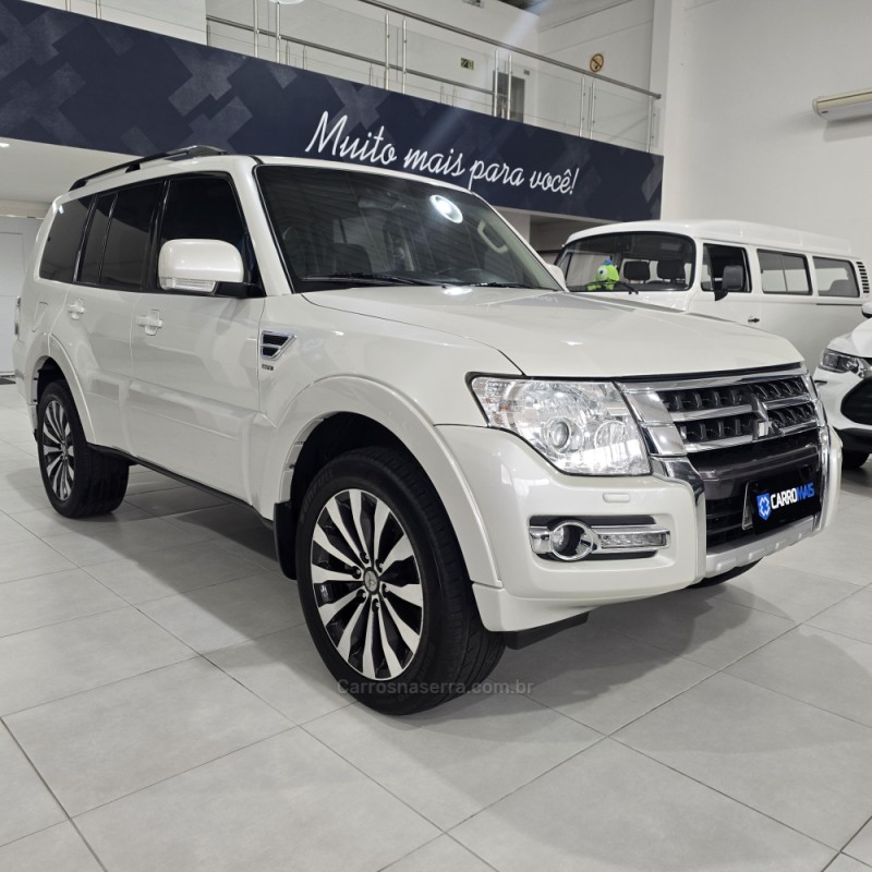 PAJERO FULL 3.2 HPE 4X4 16V DIESEL 4P AUTOMÁTICO - 2019 - SANTA CRUZ DO SUL
