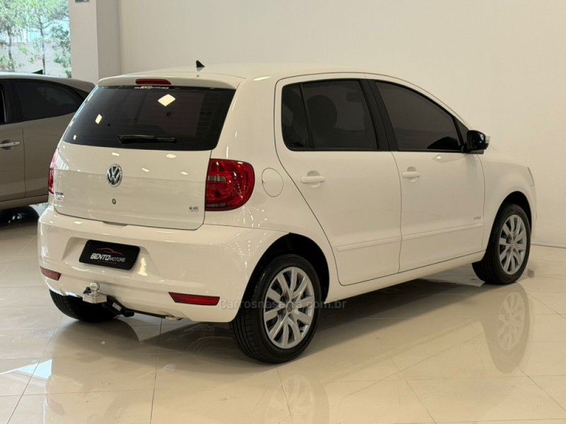 FOX 1.6 MI 8V FLEX 4P MANUAL - 2013 - BENTO GONçALVES
