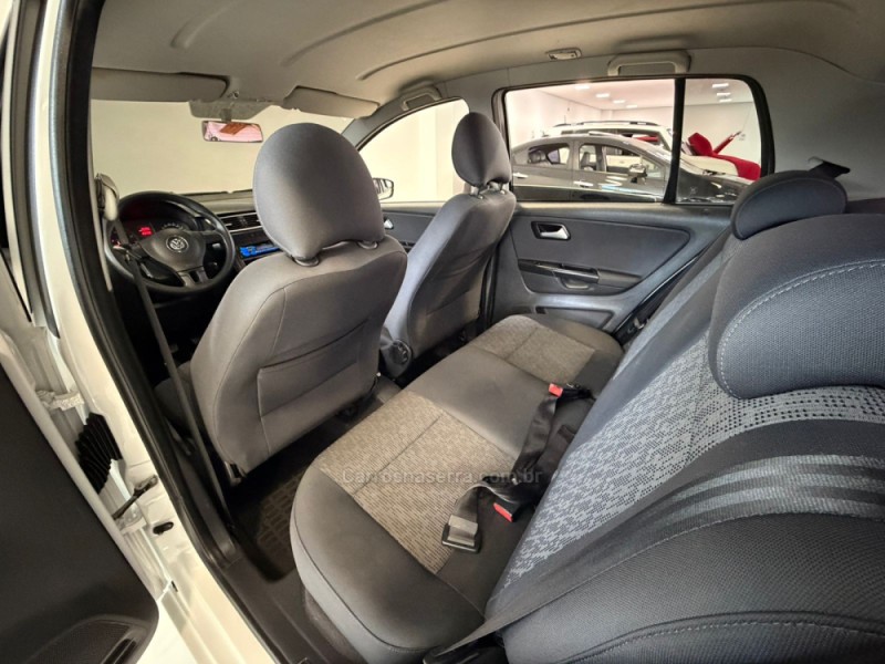 FOX 1.6 MI 8V FLEX 4P MANUAL - 2013 - BENTO GONçALVES