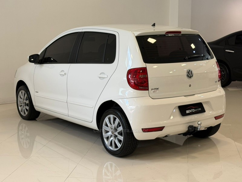 FOX 1.6 MI 8V FLEX 4P MANUAL - 2013 - BENTO GONçALVES