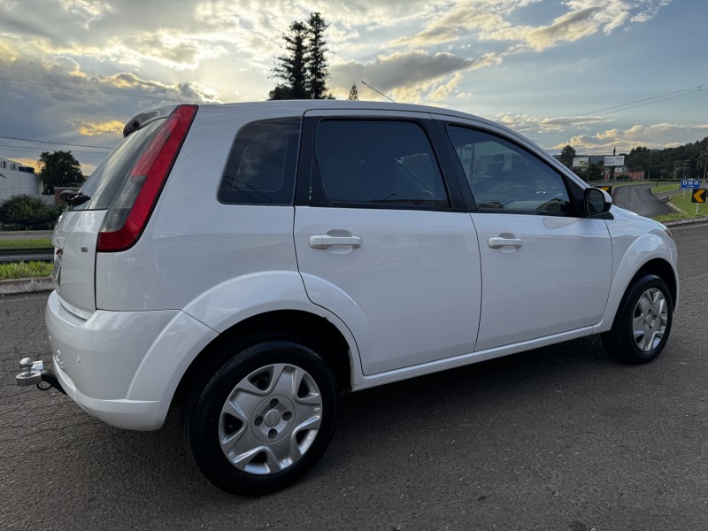 FIESTA 1.6 MPI CLASS HATCH 8V FLEX 4P MANUAL - 2012 - DOIS IRMãOS