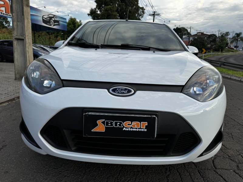FIESTA 1.6 MPI CLASS HATCH 8V FLEX 4P MANUAL - 2012 - DOIS IRMãOS