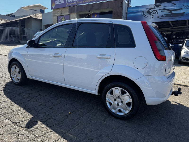 FIESTA 1.6 MPI CLASS HATCH 8V FLEX 4P MANUAL - 2012 - DOIS IRMãOS