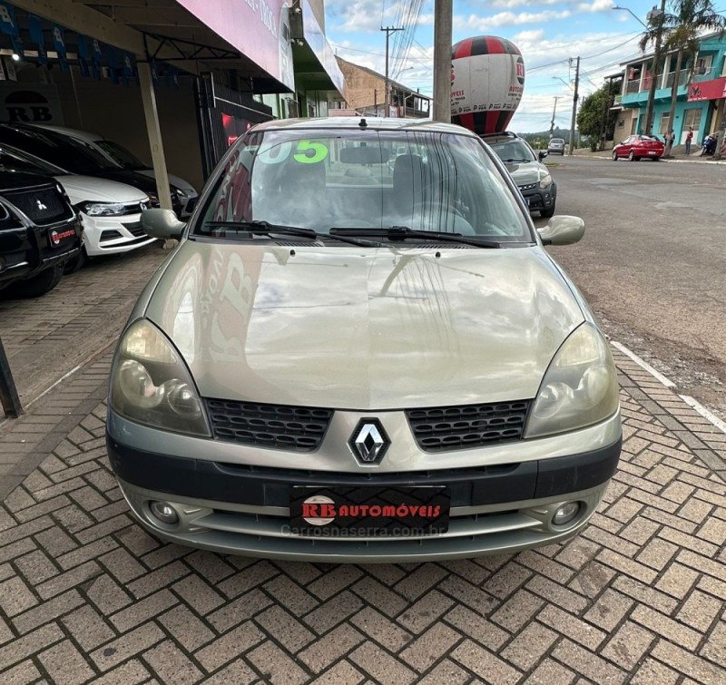 CLIO 1.6 PRIVILÉGE SEDAN 16V FLEX 4P MANUAL - 2005 - PAROBé