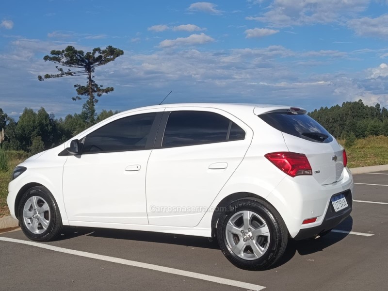 ONIX 1.4 MPFI LT 8V FLEX 4P AUTOMÁTICO - 2019 - VILA FLORES