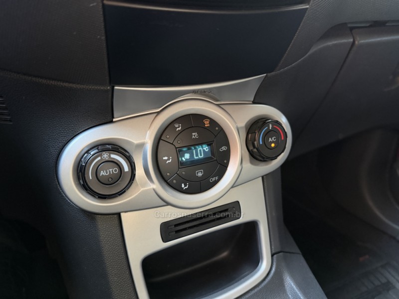 FIESTA 1.6 SPORT HATCH 16V FLEX 4P MANUAL - 2015 - CAXIAS DO SUL