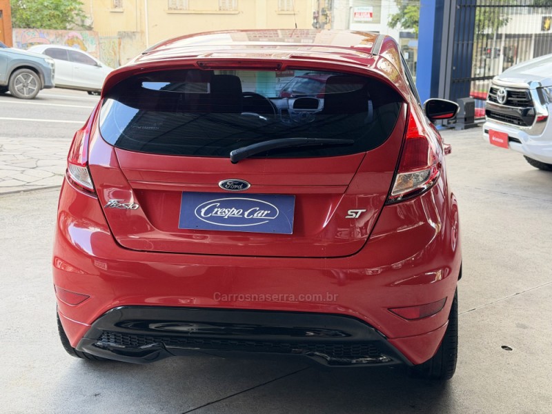 FIESTA 1.6 SPORT HATCH 16V FLEX 4P MANUAL - 2015 - CAXIAS DO SUL