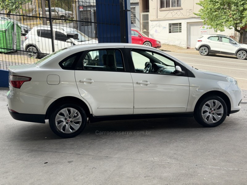 GRAND SIENA 1.4 MPI ATTRACTIVE 8V FLEX 4P MANUAL - 2015 - CAXIAS DO SUL