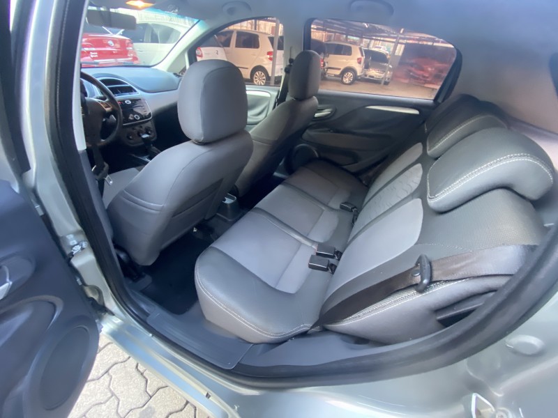 PUNTO 1.4 ATTRACTIVE ITALIA 8V FLEX 4P MANUAL - 2016 - CAXIAS DO SUL