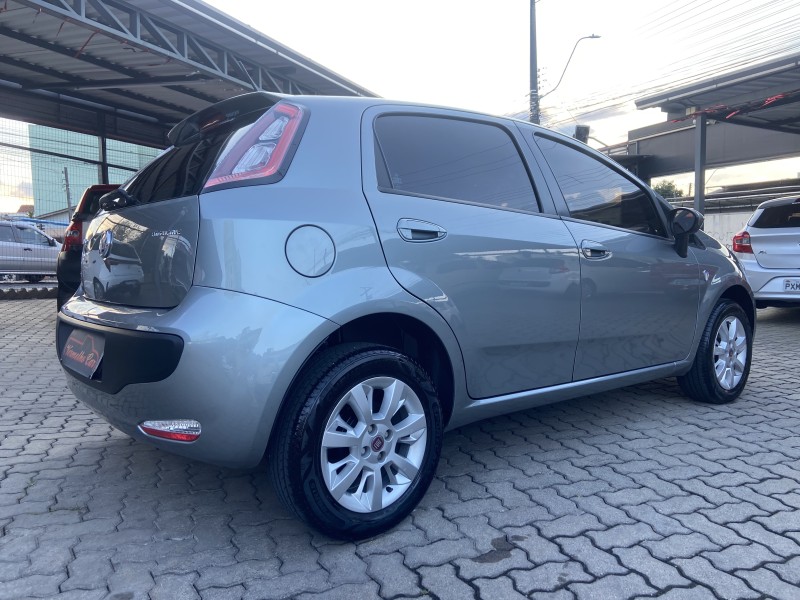 PUNTO 1.4 ATTRACTIVE ITALIA 8V FLEX 4P MANUAL - 2016 - CAXIAS DO SUL