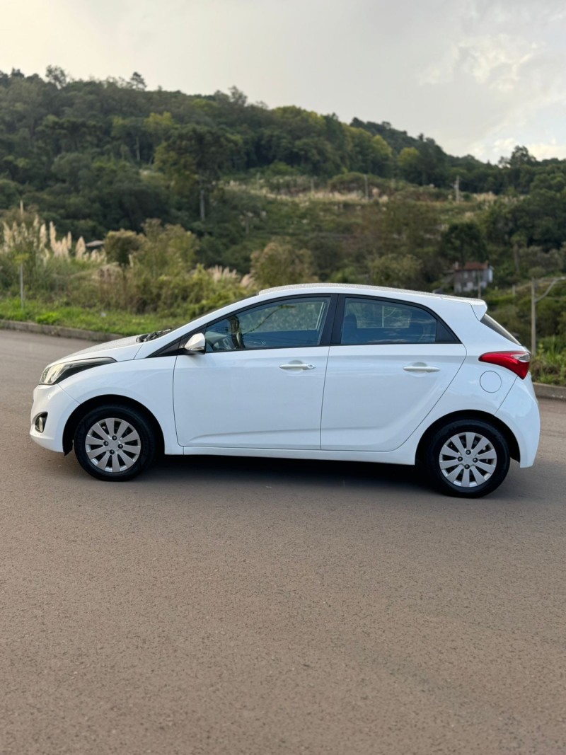 HB20 1.6 COMFORT 16V FLEX 4P MANUAL - 2015 - BENTO GONçALVES