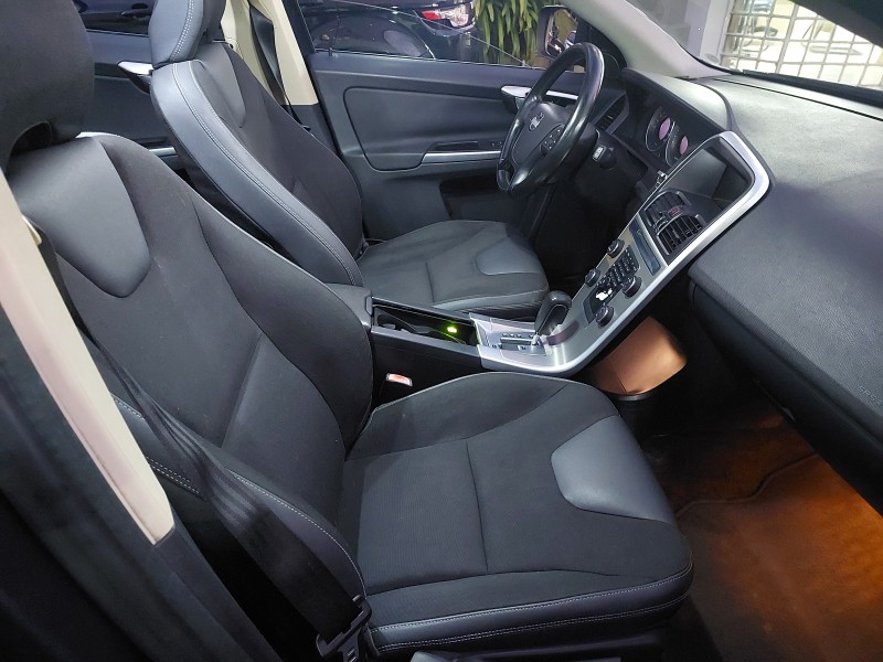 XC60 2.0 T5 COMFORT FWD TURBO GASOLINA 4P AUTOMÁTICO - 2012 - BENTO GONçALVES