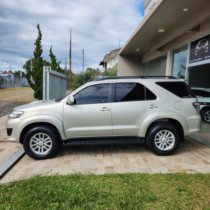 HILUX SW4 3.0 SRV 4X4 16V TURBO INTERCOOLER DIESEL 4P AUTOMÁTICO - 2014 - BENTO GONçALVES