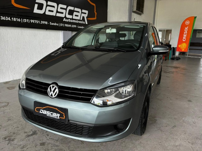 FOX 1.0 MI 8V FLEX 4P MANUAL - 2011 - BOM PRINCíPIO
