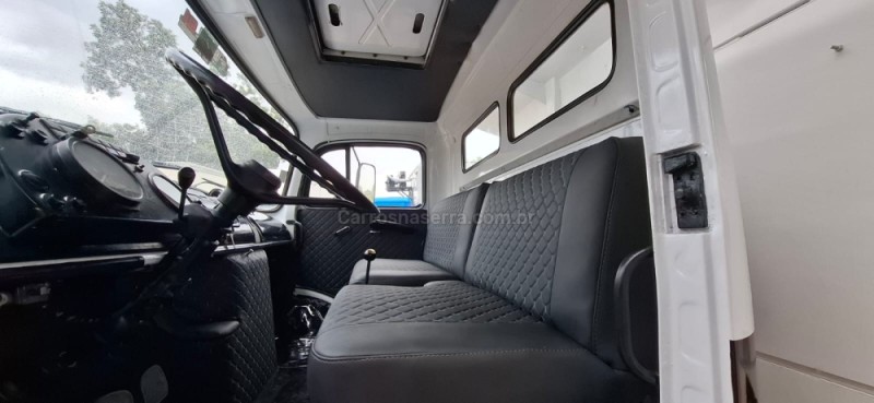 L-1313  - 1979 - PORTãO