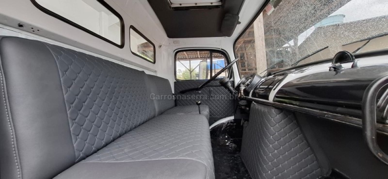 L-1313  - 1979 - PORTãO