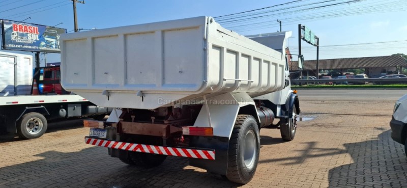 L-1313  - 1979 - PORTãO