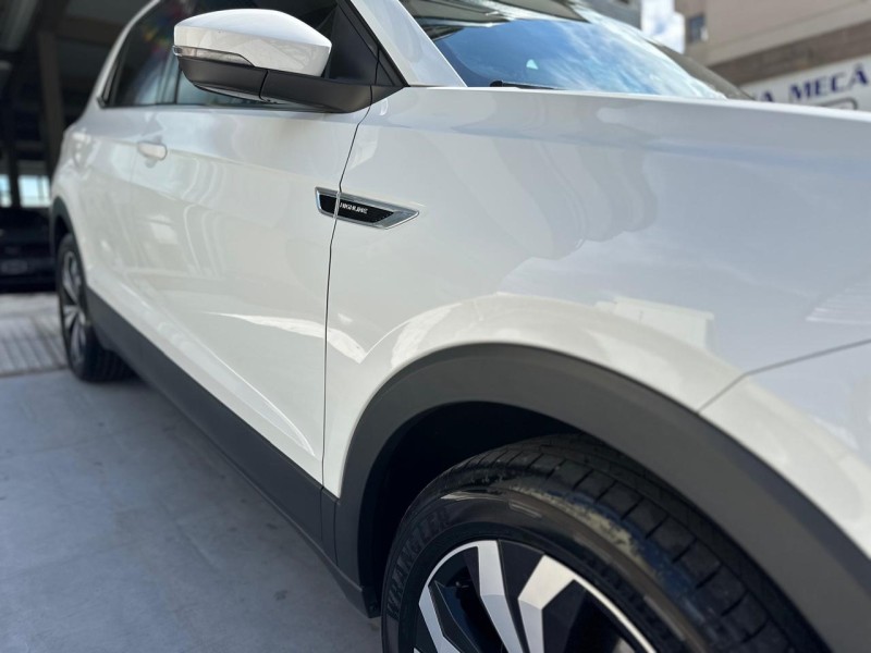 T-CROSS 1.4 HIGHLINE TSI 16V FLEX 4P AUTOMÁTICO - 2024 - CAXIAS DO SUL