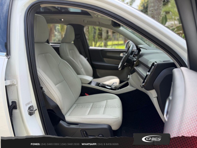 XC 40 1.5 T5 RECHARGE INSCRIPTION EXPRESSION HÍBRIDO 4P AUTOMÁTICO - 2021 - CARLOS BARBOSA