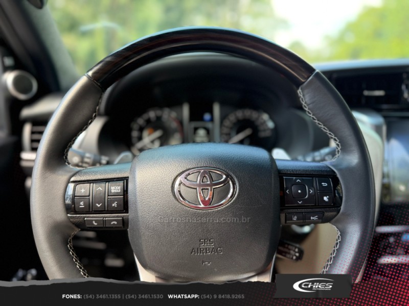 HILUX SW4 2.8 SRX 4X4 DIAMOND 16V TURBO DIESEL 4P 7 LUGARES AUTOMÁTICO - 2024 - CARLOS BARBOSA